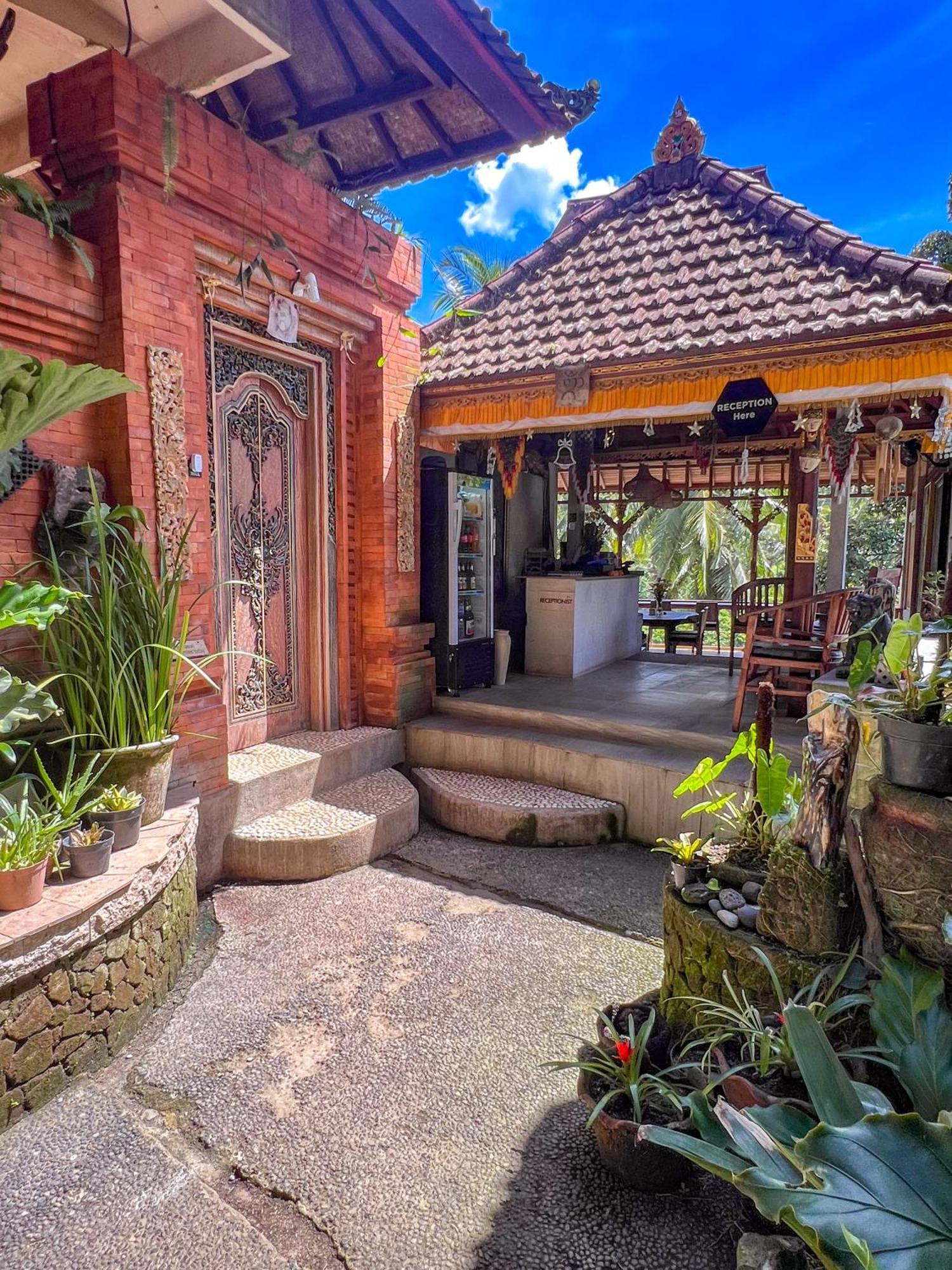 Made Punia'S Jungle Apartamento Ubud Exterior foto
